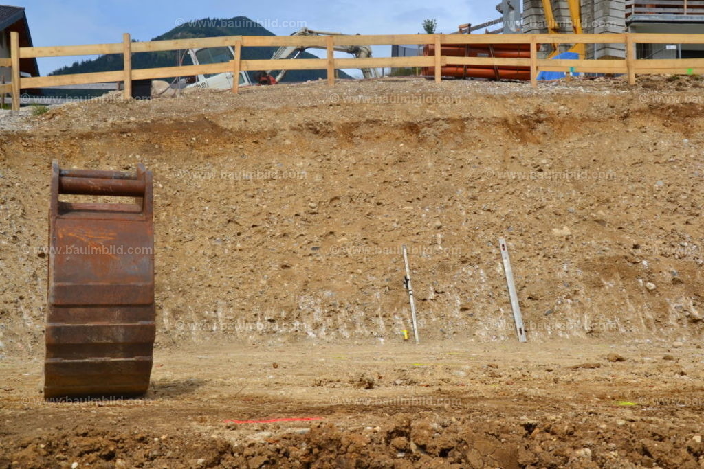 bib-lg02-erdarbeiten-0088 | Nach LV-Leistungsgruppen sortierte Detailfotos über den Bau eines Hauses. Alle Hausbau-Bilder direkt vom Urheber und Autor der Website Haus-Selber-Bauen.com