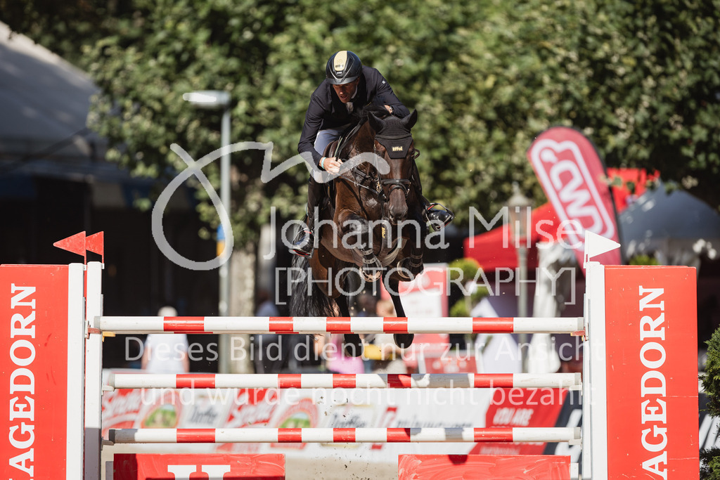 230910_OWLCh_GroßerPreis-651 | Deine schönsten Turniermomente als professionelle Fotos! Entdecke hochwertige Pferdesport-Fotografie im Online-Shop. Jetzt Fotos finden & bestellen!