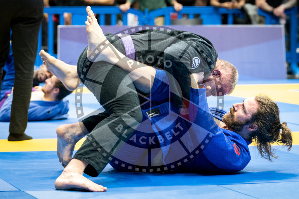 20240125PBB00168 | Fighters compete during the sixth day of the Brazilian Jiu-jitsu European Championship of the IBJJF in Paris, France, on January 25, 2024.