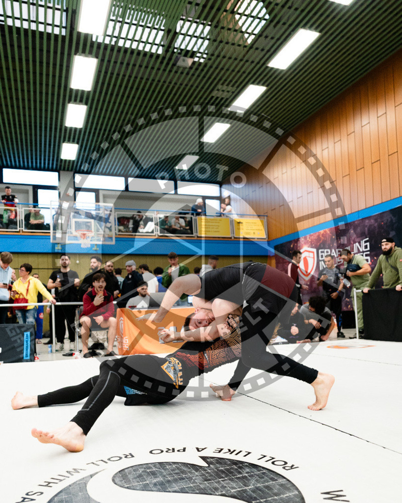 20251122PBB13931 | Athletes compete during the Grappling Industries Berlin Jiu-Jitsu and Grappling Championship, on November 22, 2025 in Berlin, Germany. © photoblackbelt
