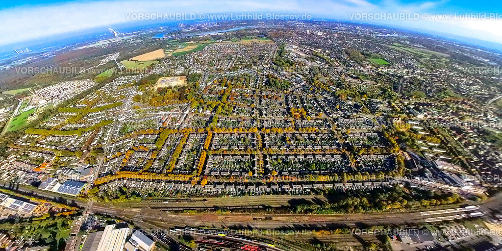 Moers20221006_1Meerbeck2 | Luftbild, Arbeitersiedlung Meerbeck-Hochstraß, zwischen Ruhrstraße und Fuldastraße, Baumallee und Bäume in Herbstfarben, Fisheye Aufnahme, Fischaugen Aufnahme, 360 Grad Aufnahme, Moers-Hochstraß, Moers, Fisheyeaufnahme, Ruhrgebiet, Nordrhein-Westfalen, Deutschland