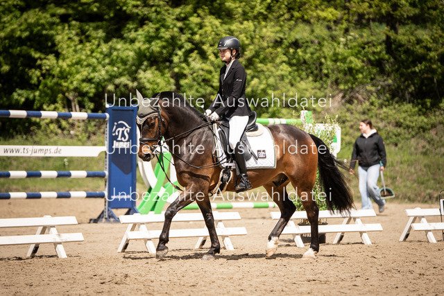 Bad_Meinberg_04894 | saradresslerfotografie - Realisiert mit Pictrs.com