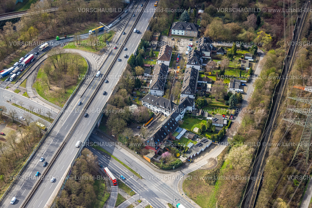 Bottrop260306239 | Luftbild, Wohnsiedlung Plankenschemm, Siedlungscharakter des Ruhrgebiets, Autobahn A42 Anschlussstelle Bottrop-Süd, Süd, Bottrop, Ruhrgebiet, Nordrhein-Westfalen, Deutschland