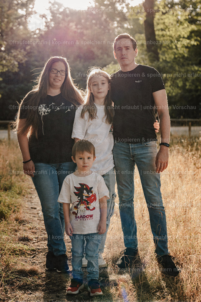 Fraufotografin_O3A2255 | Isabelle Schiminski ist ein Kitafotograf für Wiesbaden, Rheingau, Kiedrich, Untertaunus, Bad Schwalbach, Taunusstein und Mainz