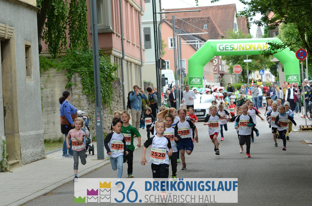 AOK Junior Cup 400m | 3Königslauf 2022 AOK Junior Cup 400m - Realisiert mit Pictrs.com