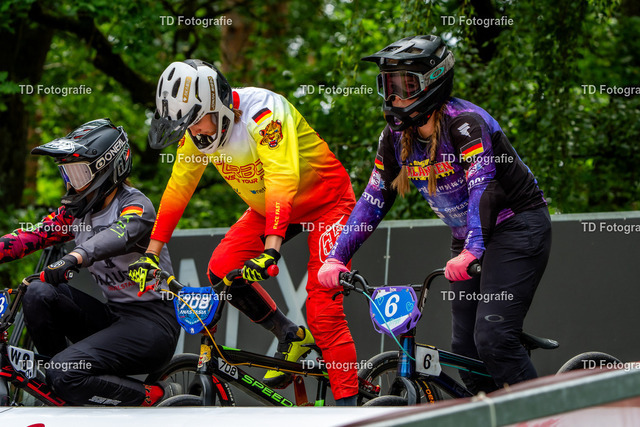 BayBMX2026-06238 | Fotogalerie von Thomas Dettweiler mit Eventbildern und lizenzfreien Fotos. Perfekt als Wandbild, für Büro, Website oder private Nutzung. - Realisiert mit Pictrs.com