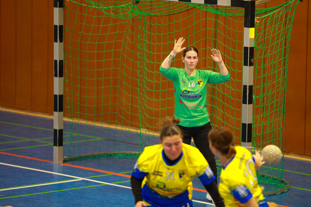 SvSchermbeck_SVN_061225_086 | Bildergalerie von Sport-Ereignissen aber auch von weiteren spannenden Dingen - nicht nur vom Niederrhein. In Anlehnung an den bekannten Spruch von Hanns Dieter Hüsch heißt das Motto: "Niederrhein ist überall".  - Realisiert mit Pictrs.com