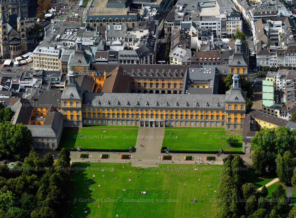 3196166 | Rheinische Friedrich-Wilhelms-Universität Bonn, eine der großen Universitäten in Deutschland.