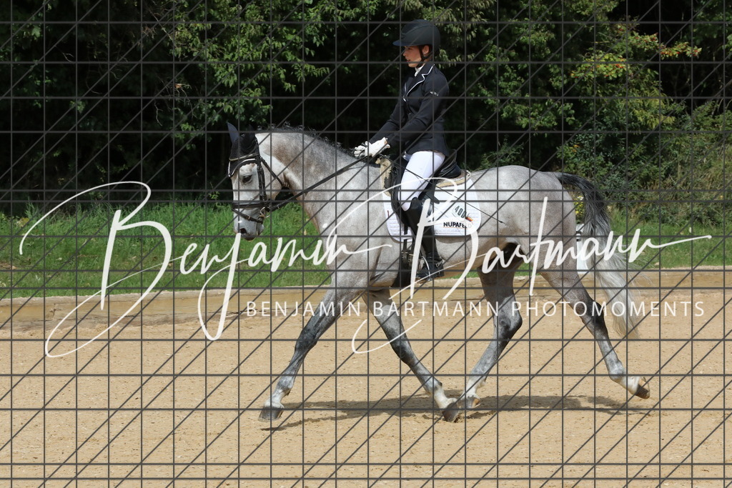 AZ2A2497 | Benjamin Bartmann Photomoments