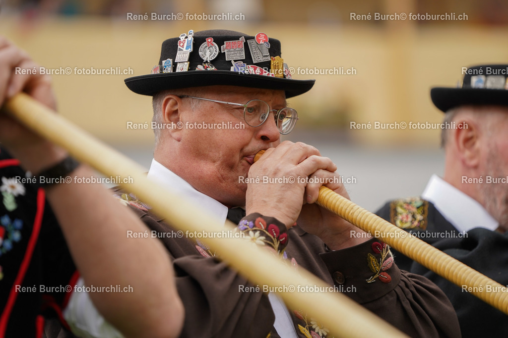 20220508-DSC05387 (2)-2 | René Burch leidenschaftlicher Fotograf aus Kerns in Obwalden.  Hier finden sie Sport, Landschaft und Natur Fotografie.
 - Realisiert mit Pictrs.com