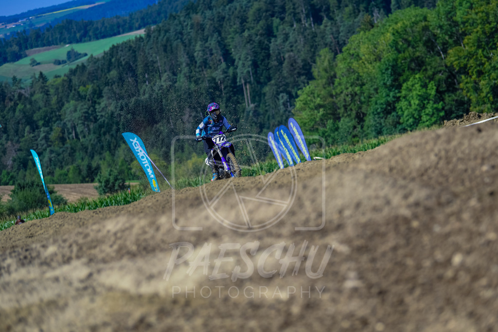 Yami (32) | Paeschuphoto Shop - Wer nicht sucht der auch nicht findet.Ob Motocrossbilder oder von einem besuchtem Spiel, Hauptsache Action. - Realisiert mit Pictrs.com