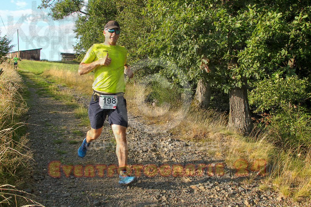250801_1915_EV4_8392 | Sportfotografie im Rhein-Sieg Kreis, Köln, Bonn, NRW, Rheinland Pfalz, Hessen, etc. Unser Tätigkeitsfeld umfasst den Laufsport vom Volkslauf über den Marathon, Duathlon, Triathon bis zum Ultralauf wie Kölnpfad Ultra oder Schindertrail.