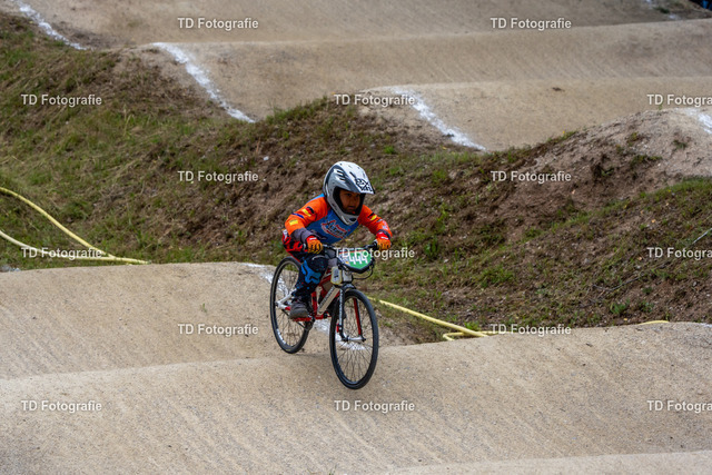 BayBMX2026-05765 | Fotogalerie von Thomas Dettweiler mit Eventbildern und lizenzfreien Fotos. Perfekt als Wandbild, für Büro, Website oder private Nutzung. - Realisiert mit Pictrs.com