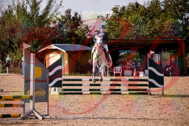 2026_10_03_Siefer-Hof_153945_Z81_55109576 | Professionelle Reitsport-, Turnier- und Eventfotografie von Robert Broda. Galerien mit ausgewählten und bearbeiteten Bildern direkt online ansehen und bestellen.