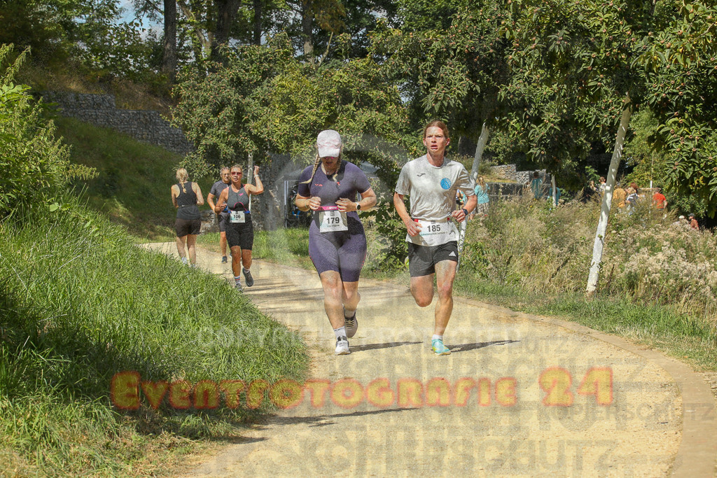 250824_1249_EX1_0648 | Sportfotografie im Rhein-Sieg Kreis, Köln, Bonn, NRW, Rheinland Pfalz, Hessen, etc. Unser Tätigkeitsfeld umfasst den Laufsport vom Volkslauf über den Marathon, Duathlon, Triathon bis zum Ultralauf wie Kölnpfad Ultra oder Schindertrail.