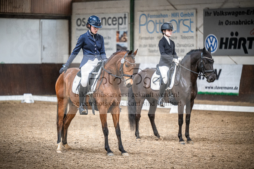 DOS_0939 | Entdecke hochwertige Reitturnierfotos von Foto Oger. Professionell, emotional und authentisch – jetzt Lieblingsmomente im Shop bestellen.Deutschlandweite Turnierfotografie. - Realisiert mit Pictrs.com