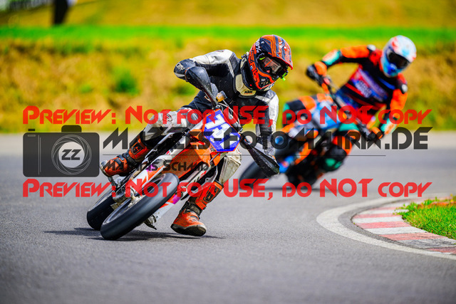 MaZZes_FotoMatrix_240609_6007705_7920 | YOUNGSTER