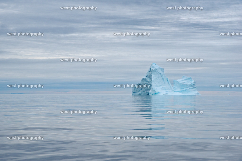the Iceberg - 2018 GNL | west photography - Realisiert mit Pictrs.com