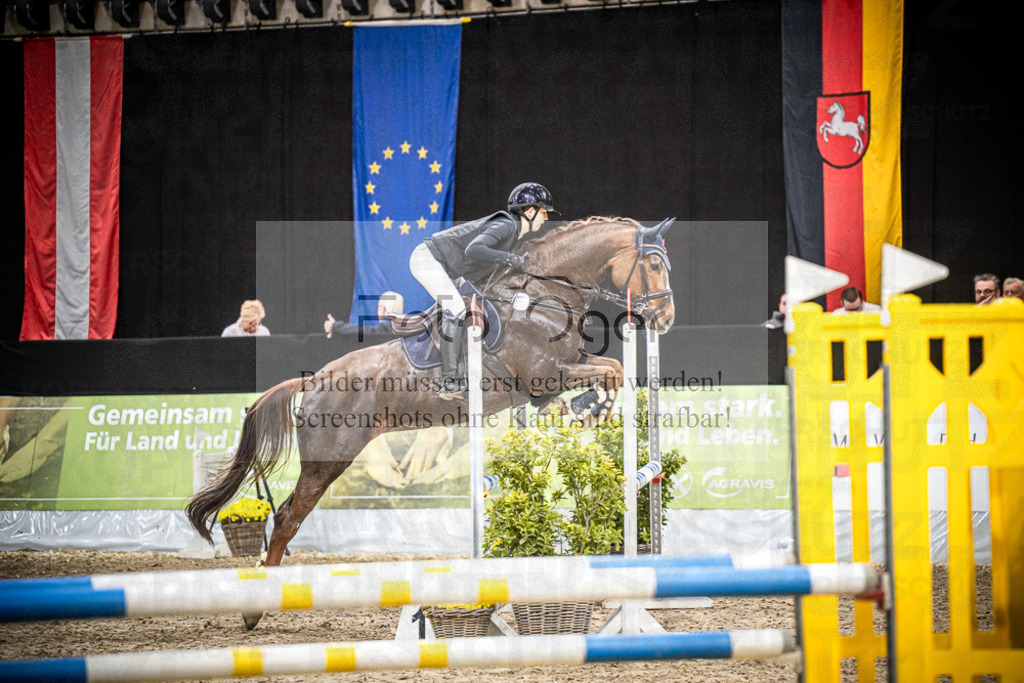 DOS_0733 | Entdecke hochwertige Reitturnierfotos von Foto Oger. Professionell, emotional und authentisch – jetzt Lieblingsmomente im Shop bestellen.Deutschlandweite Turnierfotografie. - Realisiert mit Pictrs.com