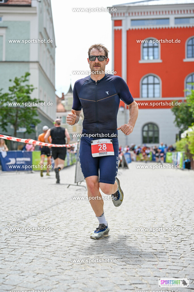 SZI_6505 | Stadttriathlon Erding 2025. #yourpictrs #sportshot_your_pictrs @Sportshotphotography #stadttriathlonerding Copyright: www.sportshot.de