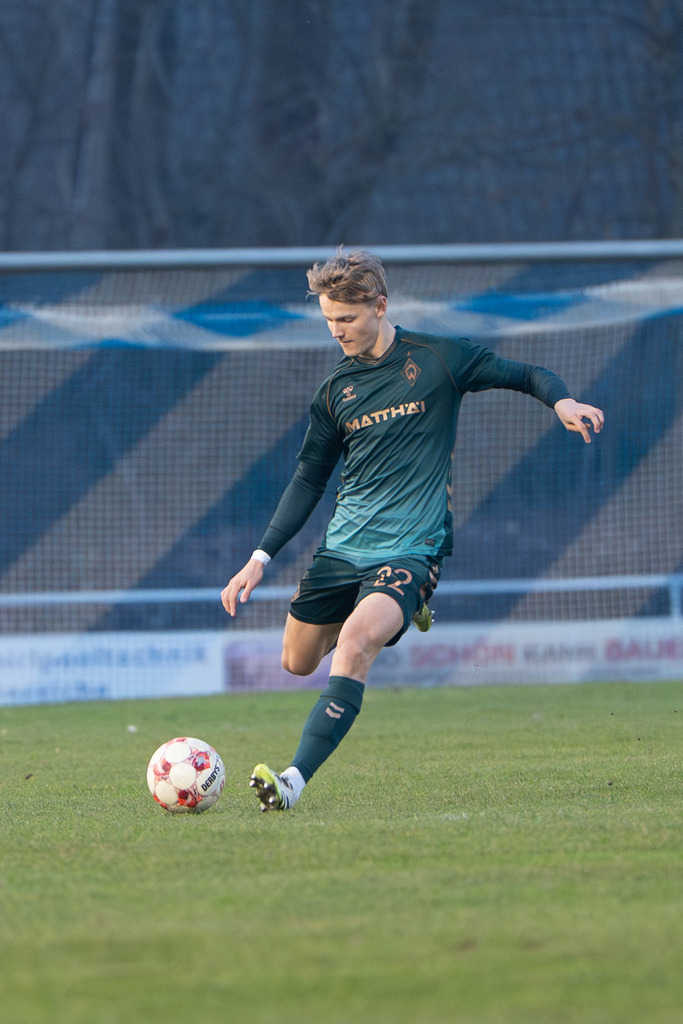 Fußball I Herren I Saison 2025-2026 I Regionalliga Nord I 25. Spieltag I TuS Blau-Weiß Lohne - Werder Bremen II I 5741 | Paul Bellmann (22, SV Werder Bremen II) - Realisiert mit Pictrs.com