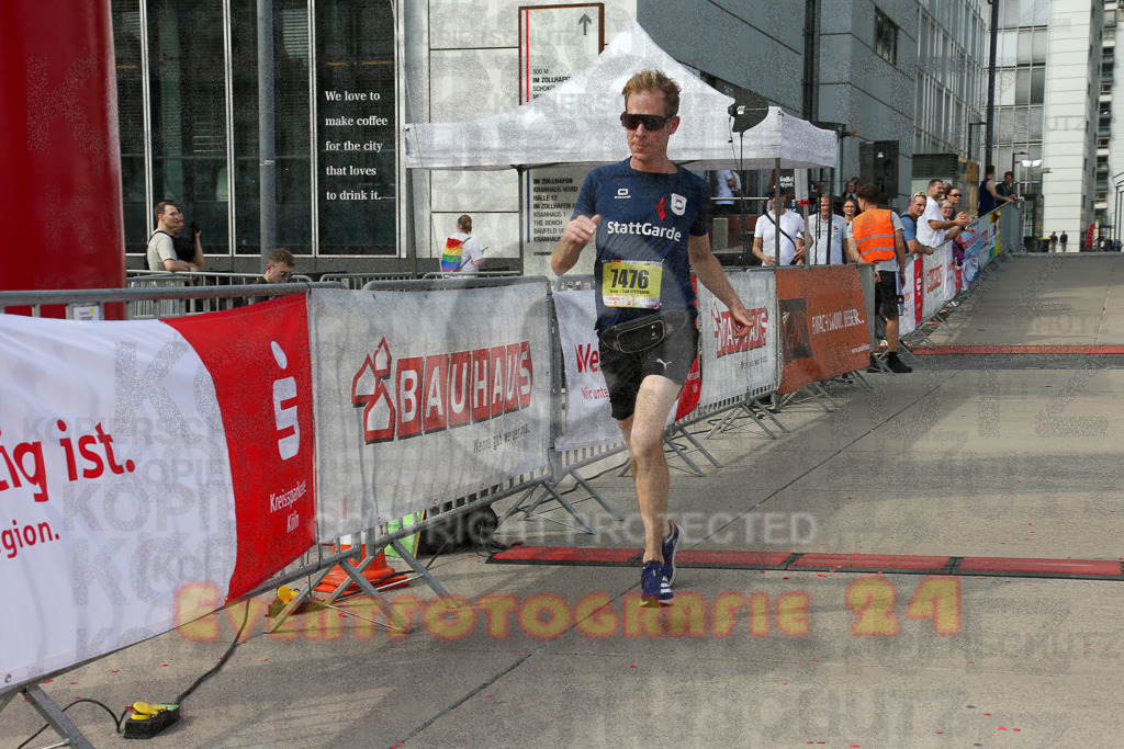 250920_1513_EX1_8576 | Sportfotografie im Rhein-Sieg Kreis, Köln, Bonn, NRW, Rheinland Pfalz, Hessen, etc. Unser Tätigkeitsfeld umfasst den Laufsport vom Volkslauf über den Marathon, Duathlon, Triathon bis zum Ultralauf wie Kölnpfad Ultra oder Schindertrail.
