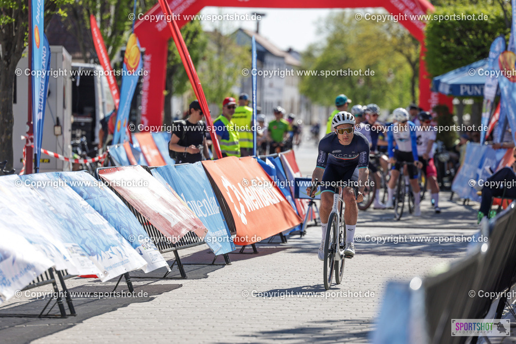 VJ__5307 | Neusiedlersee Radmarathon 2026@sportshot_your_pictrs #yourpictures#roadtowm2029 #nrm #neusiedlerseeradmarathon #neusiedlersee #neusiedlerseetourismus #burgenland #mörbisch #nrm26 #burgenlandtourismus #voglundco #poweredbyburgenlandtourismus #radsport #rad #marathon #ucigranfondo #visitburgenland #ucigranfondoworldseries