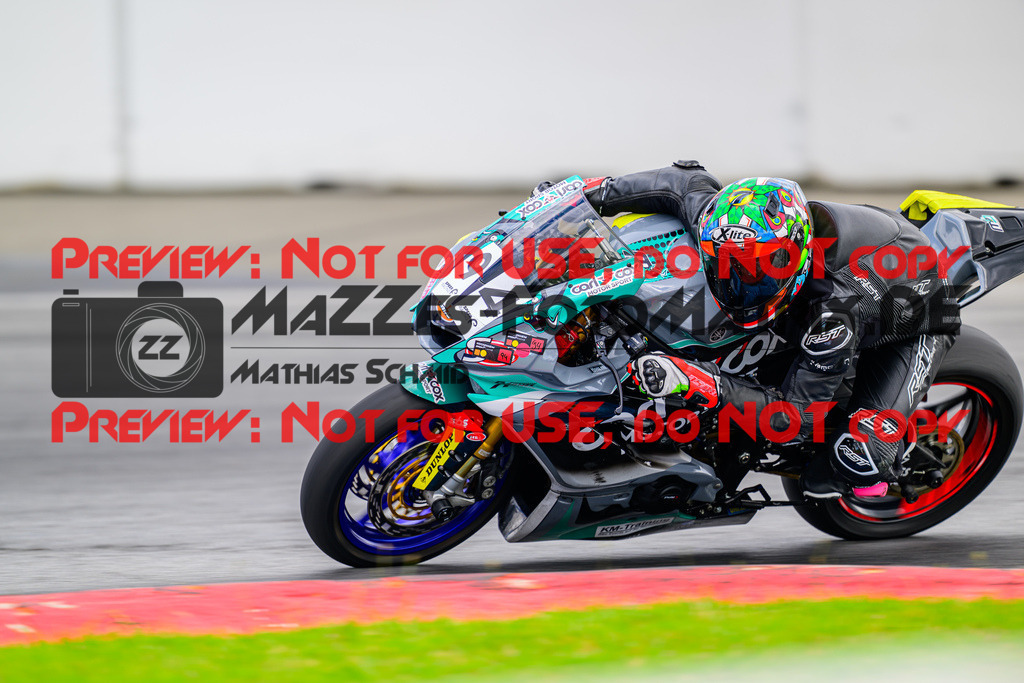 MaZZes_FotoMatrix_240615_6007705_8609 | ROT