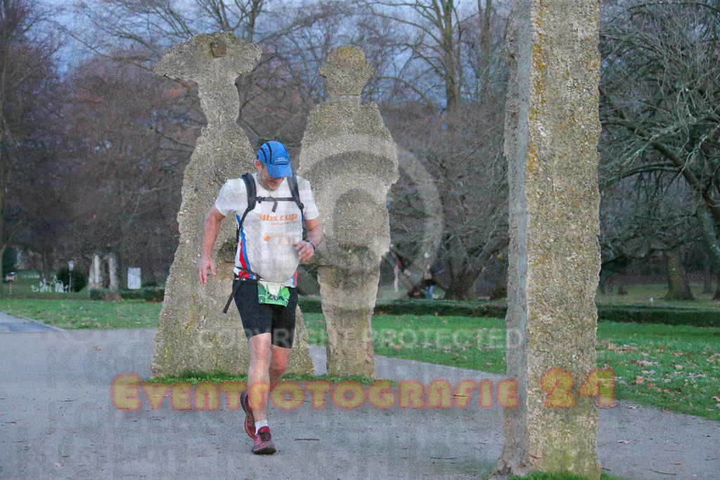 230108_1646_EX1_2993 | Sportfotografie im Rhein-Sieg Kreis, Köln, Bonn, NRW, Rheinland Pfalz, Hessen, etc. Unser Tätigkeitsfeld umfasst den Laufsport vom Volkslauf über den Marathon, Duathlon, Triathon bis zum Ultralauf wie Kölnpfad Ultra oder Schindertrail.
