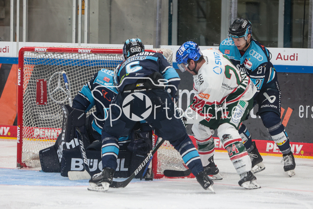 ERC Ingolstadt - Augsburger Panther  | Thomas Jordan TREVELYAN (AEV #24) vergibt in dieser Szene eine große Torchance