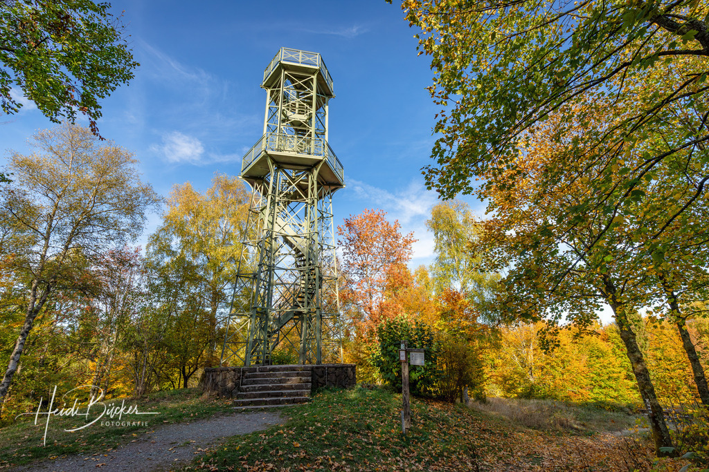 Wilzenberg Turm | Bilder und Impressionen zu jeder Jahreszeit aus dem Sauerland im Naturpark Sauerland-Rothaargebirge - Realisiert mit Pictrs.com