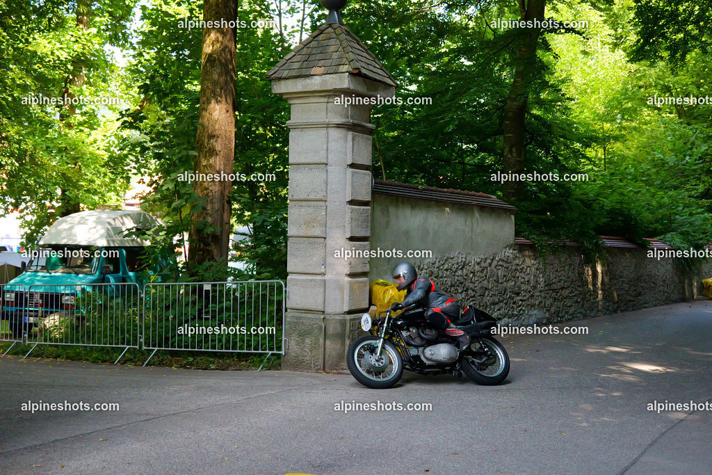 P1015115 | Erleben Sie atemberaubende, hochqualitative Fotos Ihrer Fahrt entlang der malerischen Alpenstraßen. Besuchen Sie alpineshots.com, um professionelle Aufnahmen Ihrer unvergesslichen Reise zu finden und zu kaufen - Realisiert mit Pictrs.com