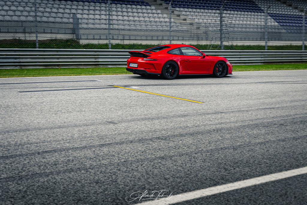 R6AT2542 _Alexander Tschuncky | Entdecken Sie die faszinierende Welt von Alexander Tschuncky Arts: Kreative Fotografie, atemberaubende Automobilkunst und hochwertiger Bilderdruck. Lassen Sie sich inspirieren! - Realisiert mit Pictrs.com