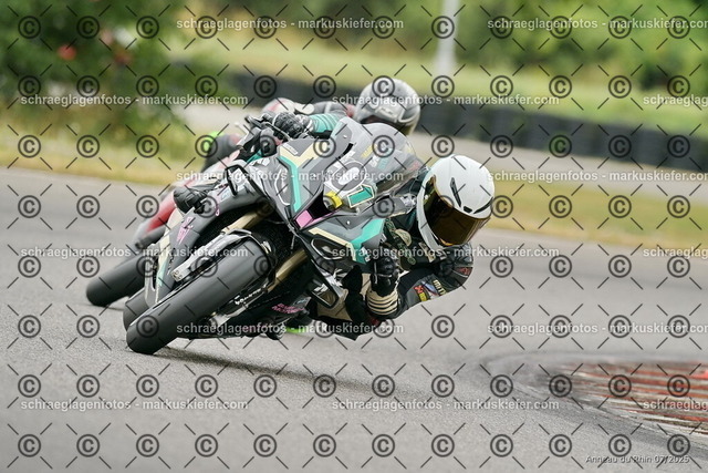 25bt05-0252 | markuskiefer.com - Realisiert mit Pictrs.com