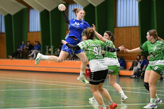 SSG Metten :  TSV Schleißheim II  33:18 | Thyra Köck (SSG Metten Damen #21) - Realisiert mit Pictrs.com