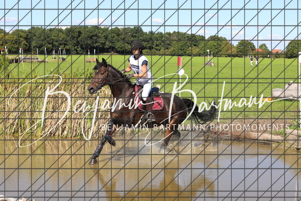 AZ2A0439 | Benjamin Bartmann Photomoments