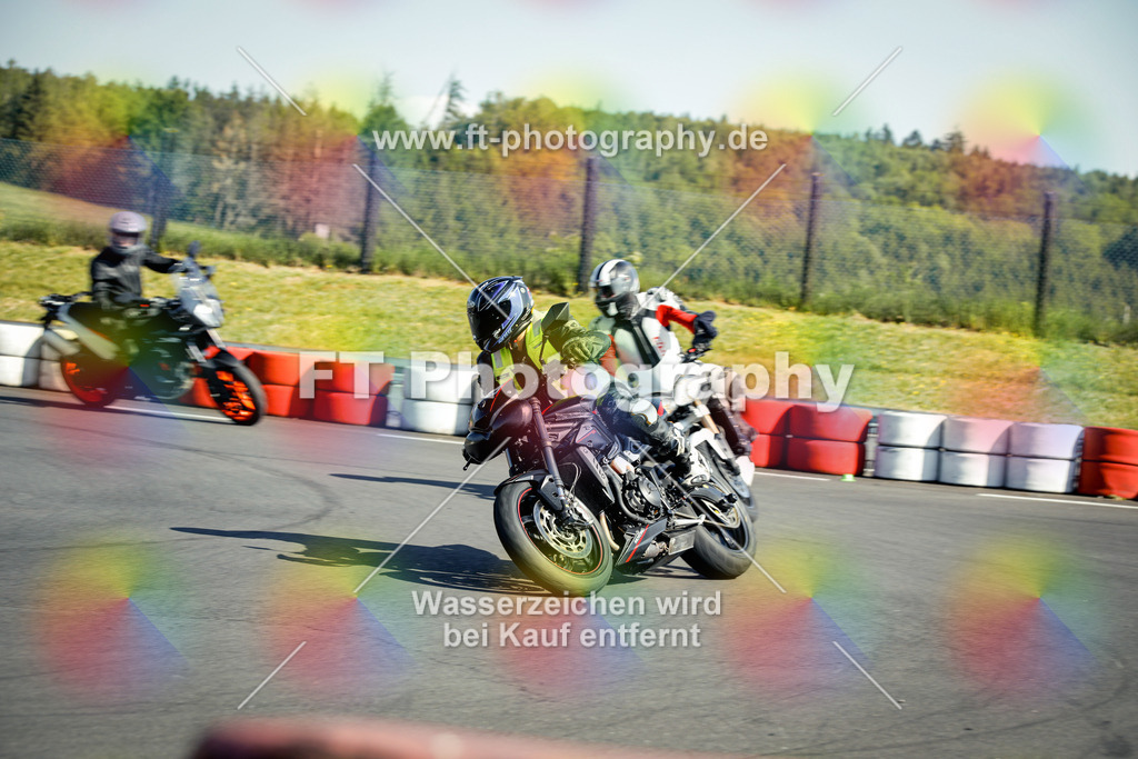 OBK_Mai_Volker_Adam-10318 | Hier findet Ihr Bilder von Touristenfahrten auf der Nürburgring Nordschleife oder von anderen Veranstaltungen die ich besucht habe. Viel Spass beim Durch Schauen 