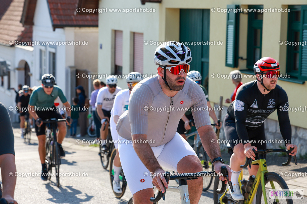 169_AR6_8603 | Neusiedlersee Radmarathon 2026@sportshot_your_pictrs #yourpictures#roadtowm2029 #nrm #neusiedlerseeradmarathon #neusiedlersee #neusiedlerseetourismus #burgenland #mörbisch #nrm26 #burgenlandtourismus #voglundco #poweredbyburgenlandtourismus #radsport #rad #marathon #ucigranfondo #visitburgenland #ucigranfondoworldseries