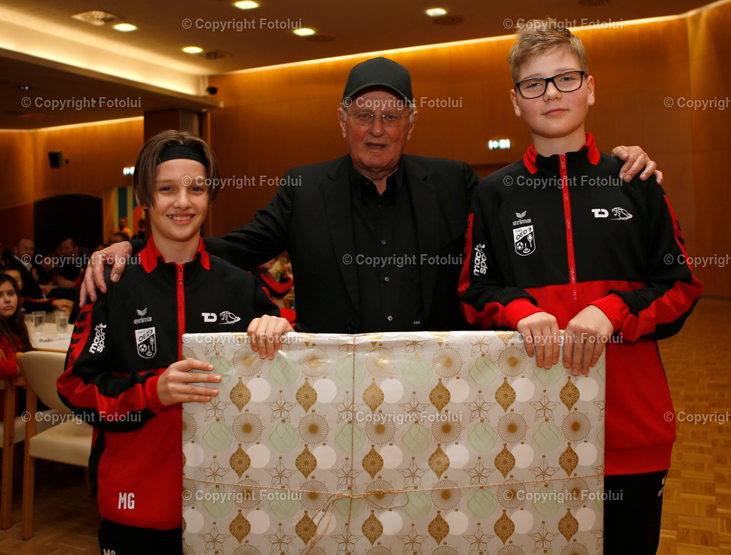 ASKOEOEDTWEIHNACHTSFEIERNACHWUCHS_35 | bilder, linz, photo, foto, fussball, sport, fotolui, bundesliga