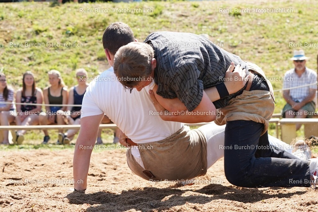 24a | René Burch leidenschaftlicher Fotograf aus Kerns in Obwalden.  Hier finden sie Sport, Landschaft und Natur Fotografie.
 - Realisiert mit Pictrs.com
