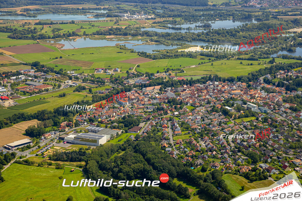 Das Luftbild zeigt :  Baunach - Die Luftaufnahme wurde 2024 vom UL-Flugzeug aus erstellt ( keine Drohne ) - Hochauflösende Luftaufnahme - Für grossformatige Ausdrucke geeignet. Die Geschenkidee !Mit Lizenz und Bildrechte bestellbar
