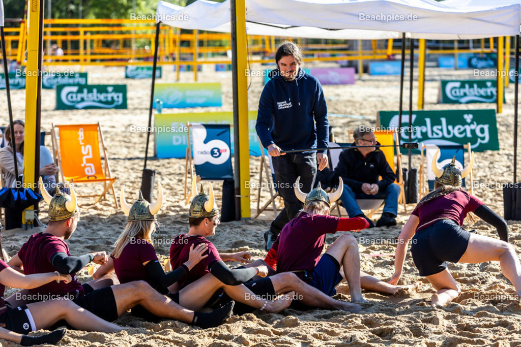 2025-200082180-Strandvölkerball-WM_1 |  23.08.2025; Berlin Foto: Gerold Rebsch - www.beachpics.de