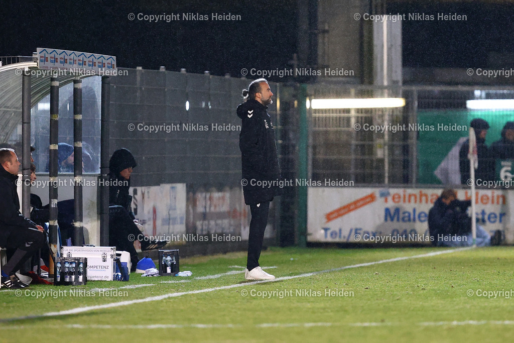 NH_FCStPauliU23_VfBOldenburg_RegionalligaNord_14032025 | Dario Fossi (Trainer, VfB Oldenburg)Fußball I Herren I Regionalliga Nord I Saison 2024-2025 I 26. Spieltag I FC St. Pauli U23 - VfB Oldenburg I 14.03.2025 I Edmund-Plambeck-Stadion