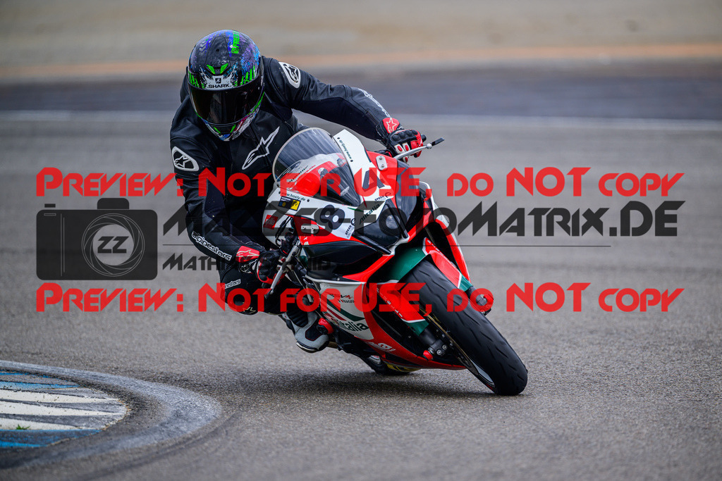 MaZZes_Fotomatrix_20250421_6007705_5077 | GELB