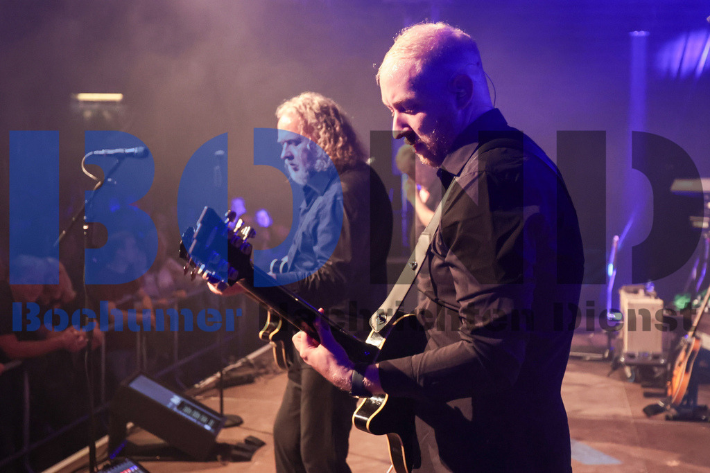 SES_GEBZFR20250828-63 | bond - Realisiert mit Pictrs.com