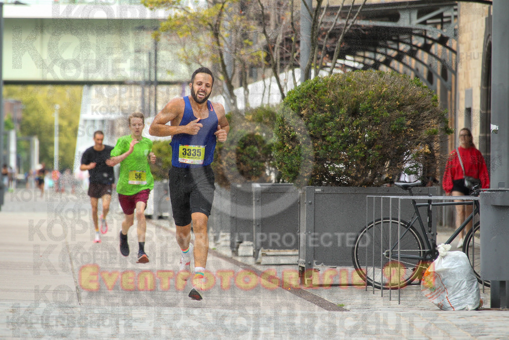 250920_1316_EV4_5171 | Sportfotografie im Rhein-Sieg Kreis, Köln, Bonn, NRW, Rheinland Pfalz, Hessen, etc. Unser Tätigkeitsfeld umfasst den Laufsport vom Volkslauf über den Marathon, Duathlon, Triathon bis zum Ultralauf wie Kölnpfad Ultra oder Schindertrail.