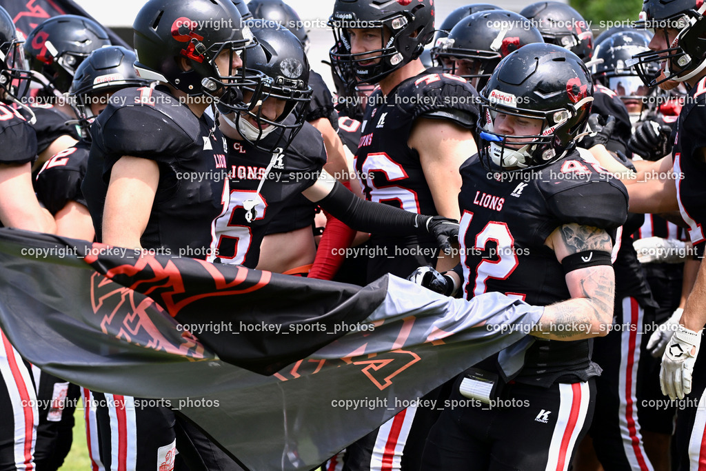 Carinthian Lions vs. Cineplexx Blue Devils | Carinthians Lions Mannschaft, Carinthian Lions vs. Cineplexx Blue Devils, Carinthian Lions vs. Cineplexx Blue Devils am 09.06.2025 in Klagenfurt (ASV Sportplatz), Austria, (Photo by Bernd Stefan)