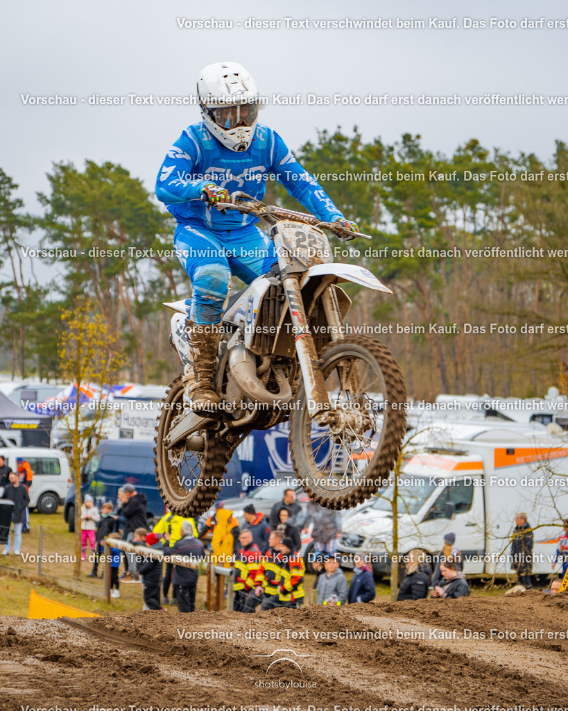 20260412_MCCBensdorf-0512 | Sportfotografin aus Berlin-Brandenburg mit Fokus auf Motocross. Ich halte deine sportliche Leistung und echte Emotionen auf und neben der Strecke professionell fest. Entdecke die Fotos von deinem Rennen und bestelle sie direkt hier im Shop.