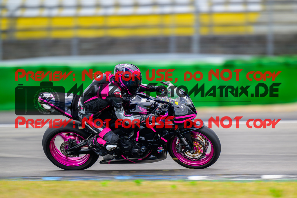 MaZZes_FotoMatrix_240615_6007705_0311 | GELB