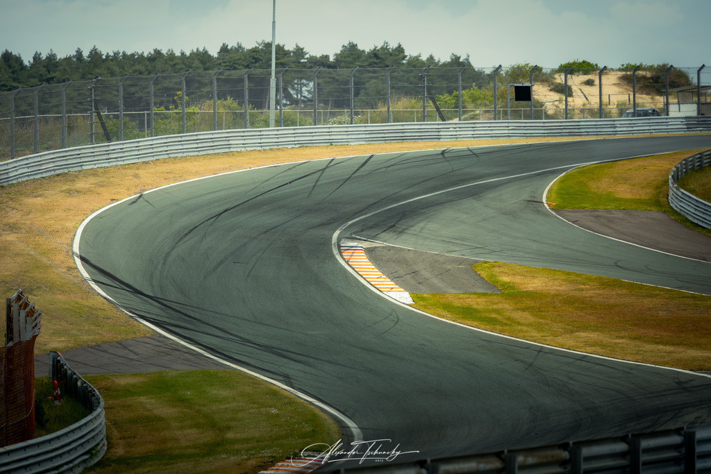 Zandvoort 2026 | Entdecken Sie die faszinierende Welt von Alexander Tschuncky Arts: Kreative Fotografie, atemberaubende Automobilkunst und hochwertiger Bilderdruck. Lassen Sie sich inspirieren! - Realisiert mit Pictrs.com